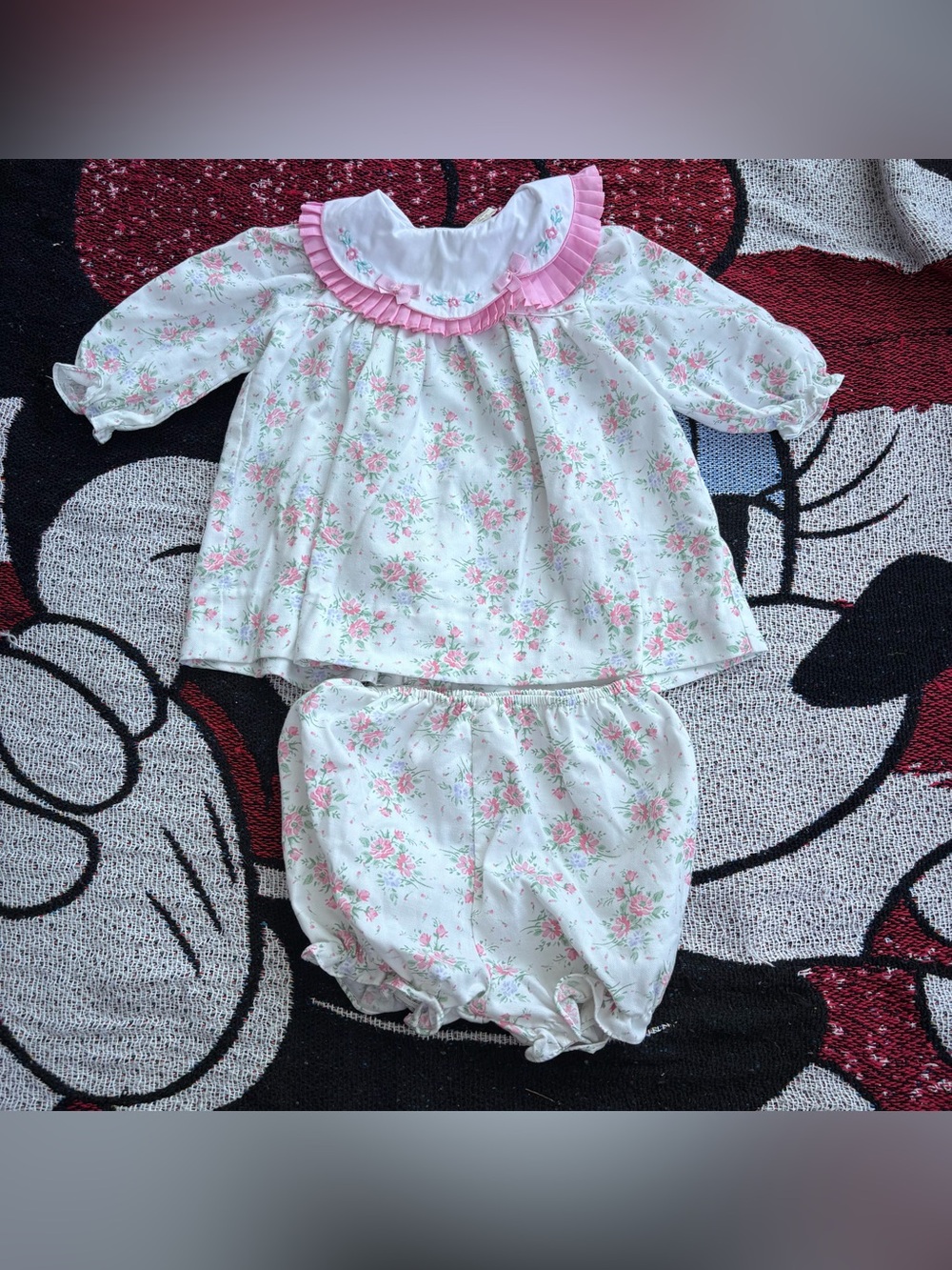 VINTAGE FLORAL PRINT TWO PIECE SMOCKED BABY OUTFIT SIZE 6/9 MONTHS COTTAGE CORE